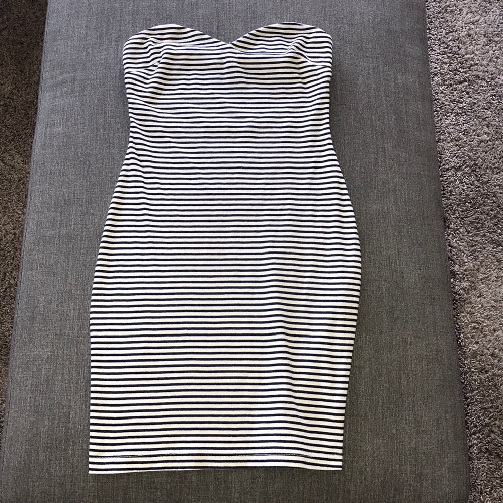 Coincidence & chance Strapless dress